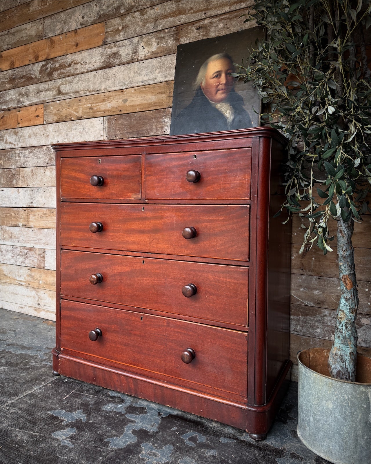 Rustic Victorian chest of drawers