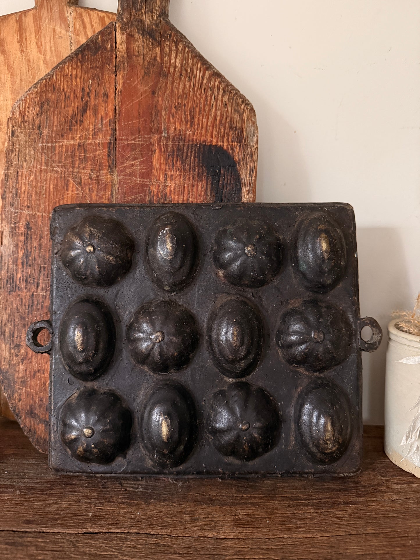 Antique French cast iron cake mould