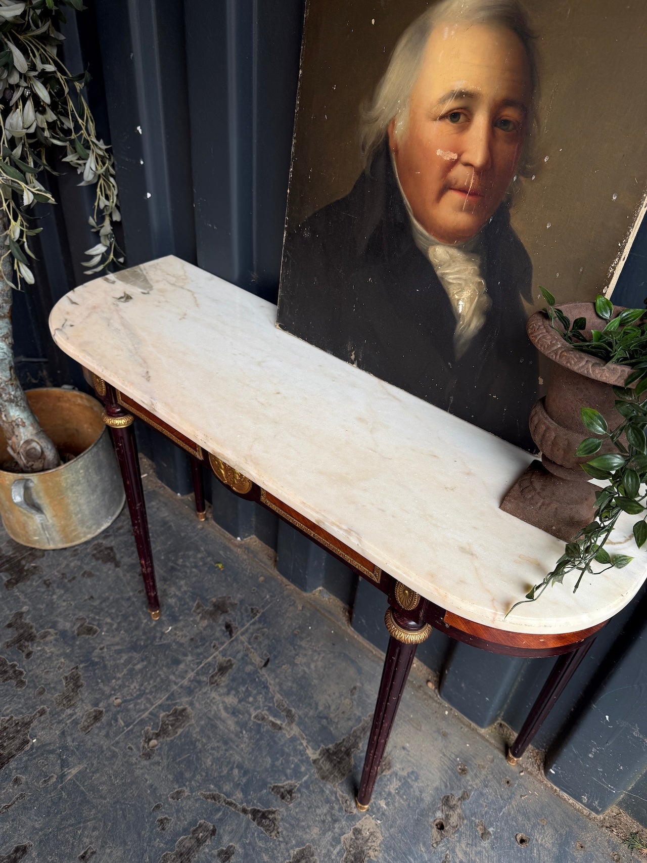 Pretty antique French console table