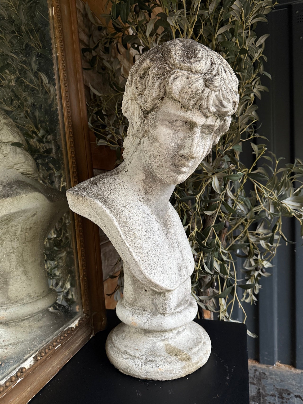 Italian De Latte marble bust