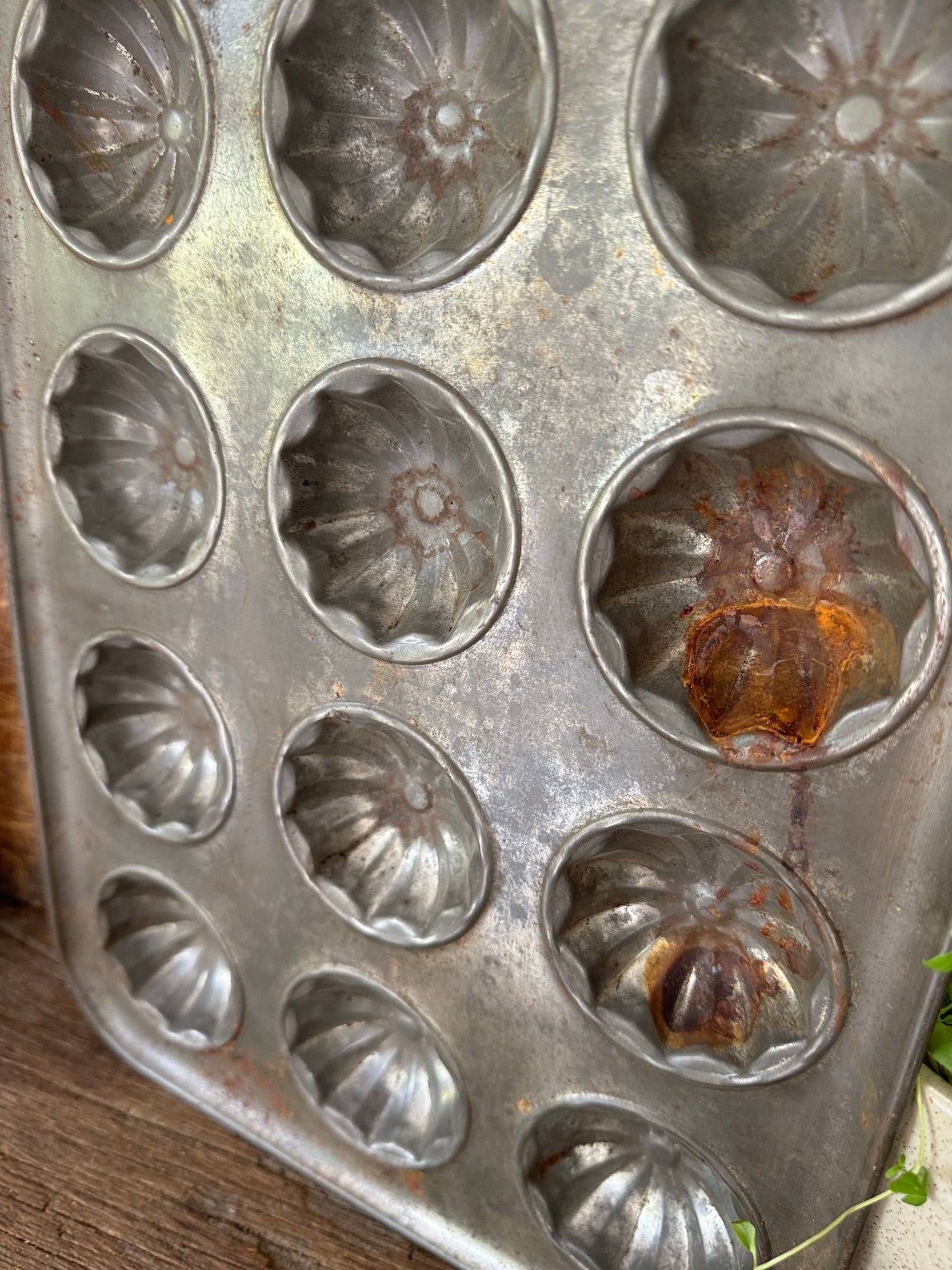 Lovely vintage baking tray