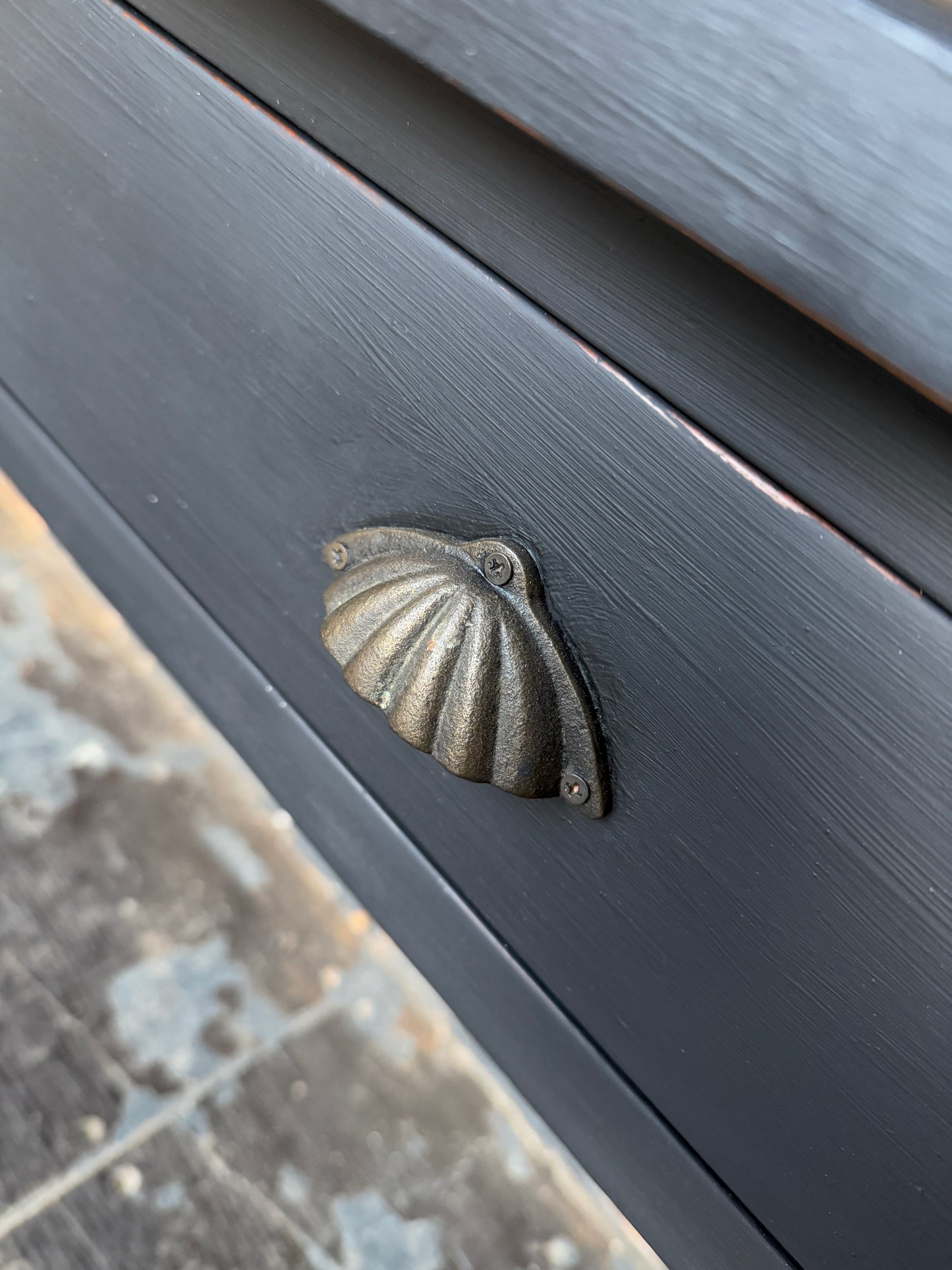 Lovely vintage painted console table
