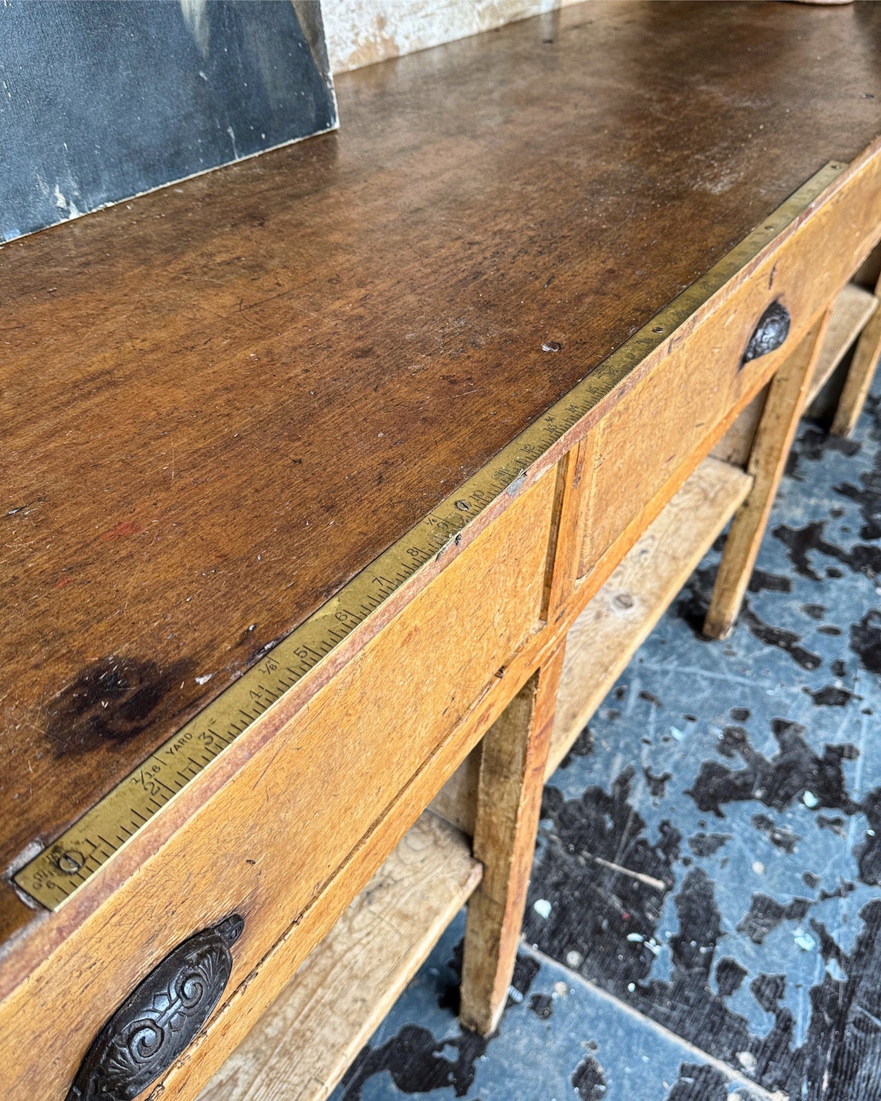 Fabulous old pine counter / kitchen island