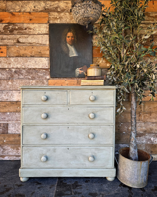 Gorgeous handpainted Victorian chest of drawers