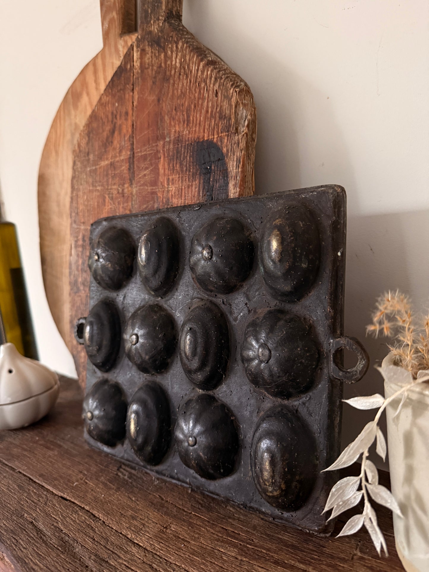Antique French cast iron cake mould
