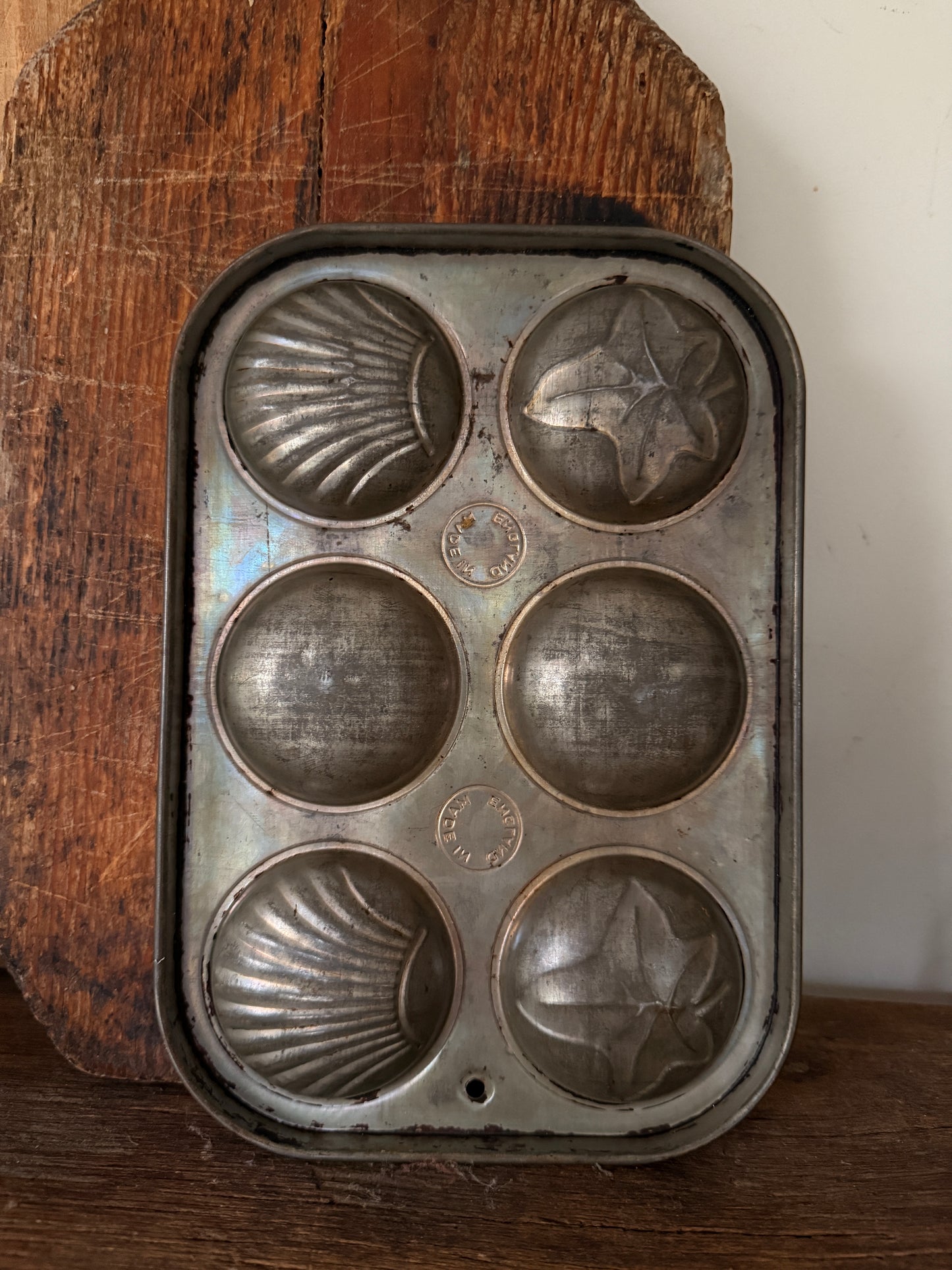 Small vintage baking tray