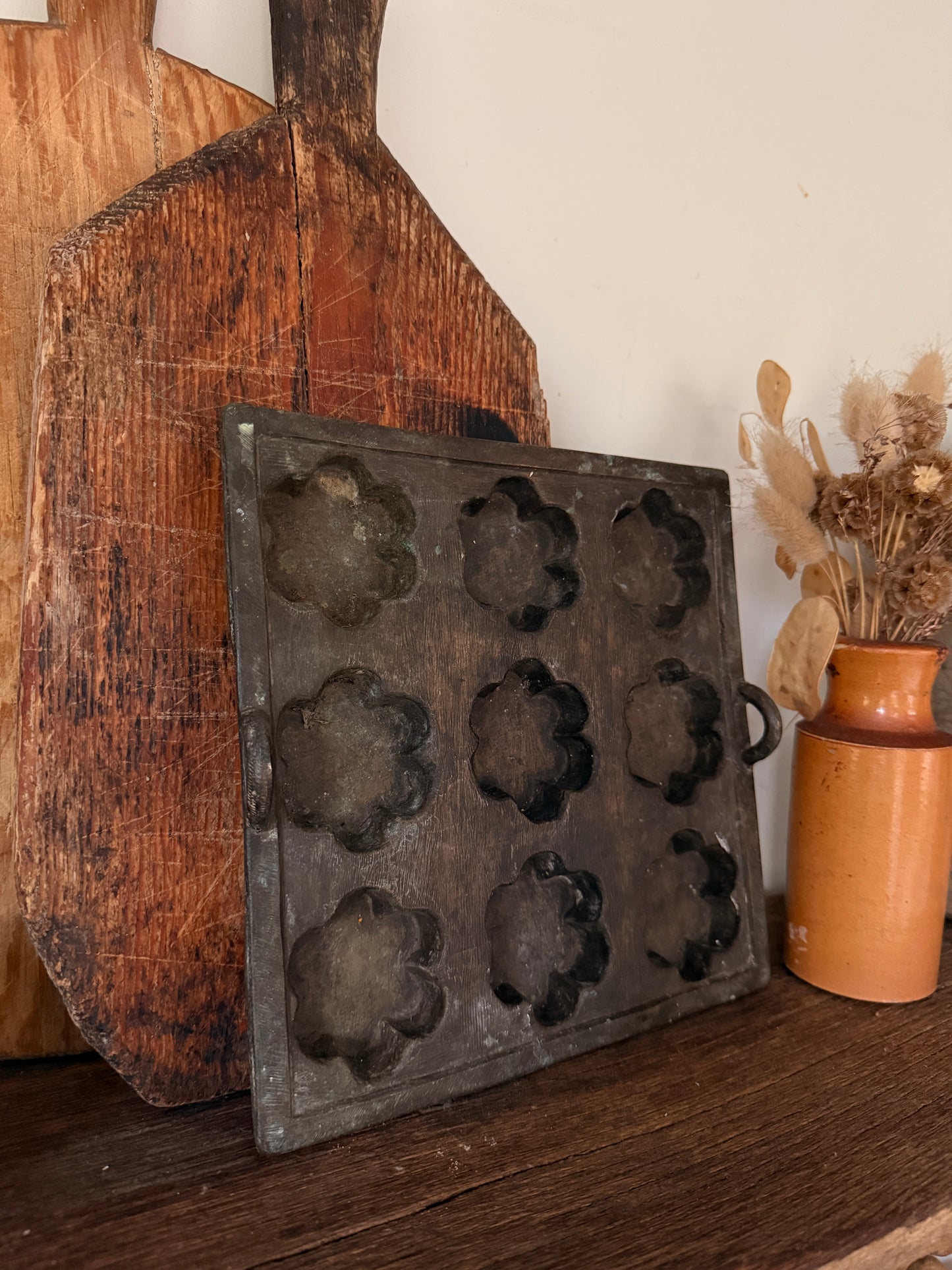 Antique French cast iron cake mould