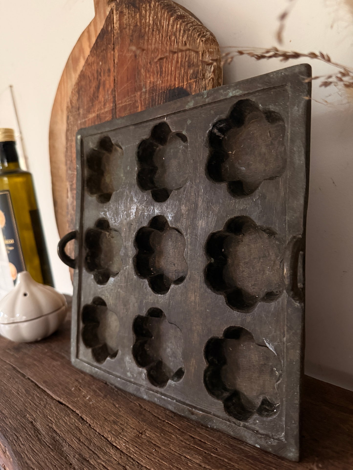 Antique French cast iron cake mould