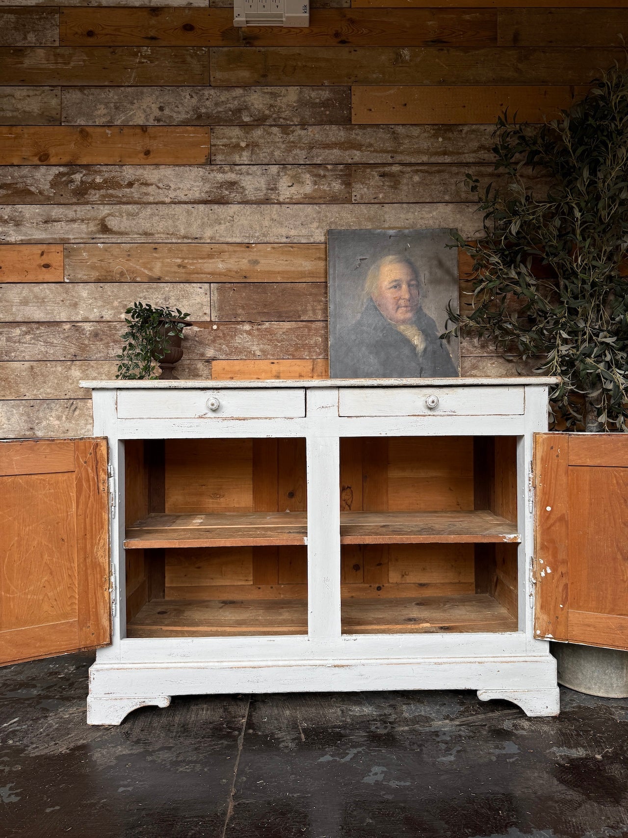 Gorgeous big French sideboard / cupboard