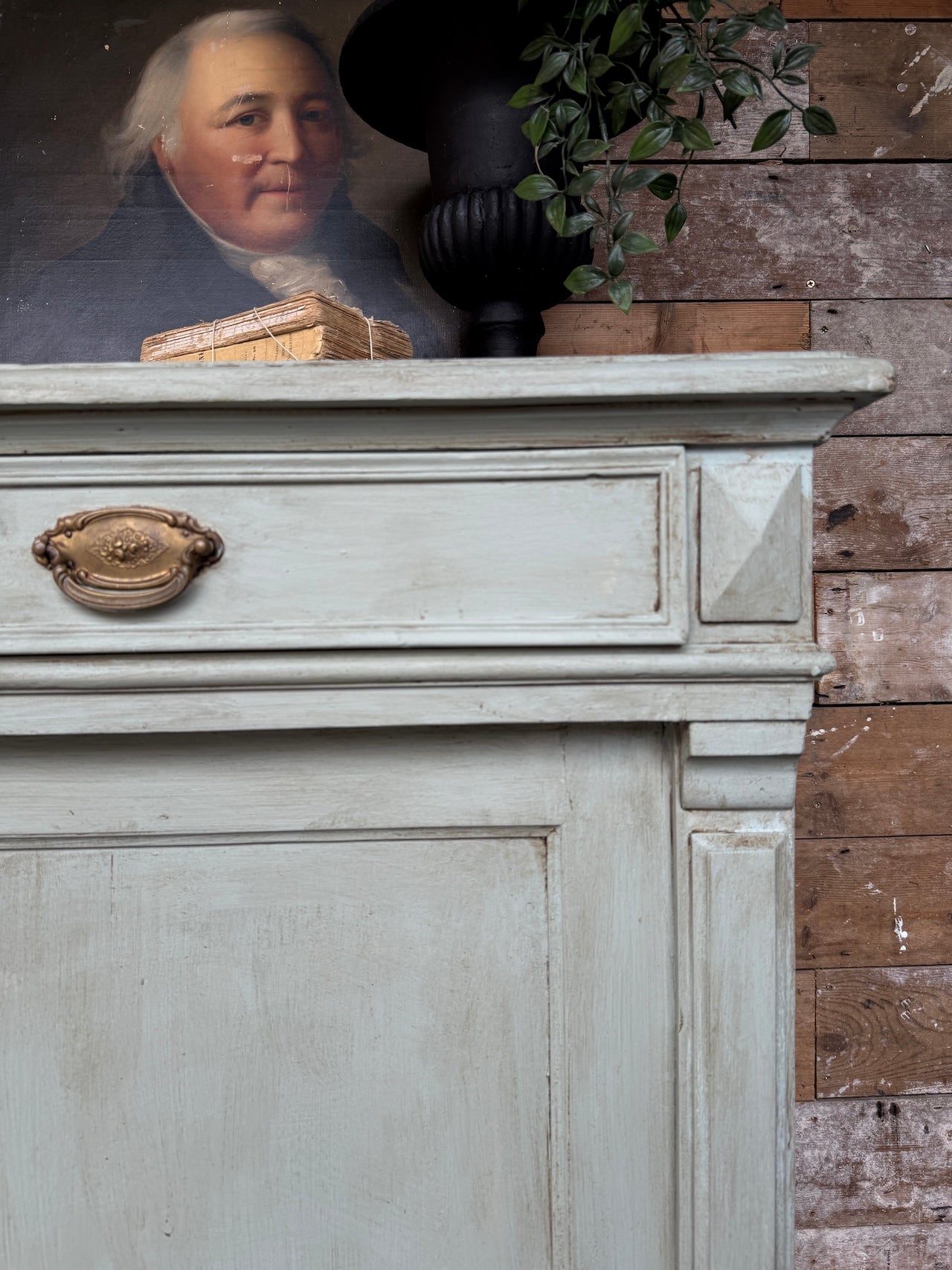 Gorgeous old French sideboard / cupboard