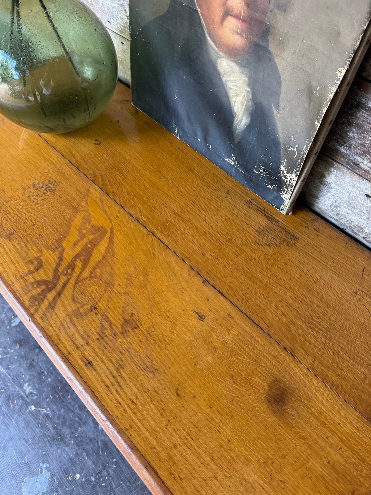 Victorian chest of drawers