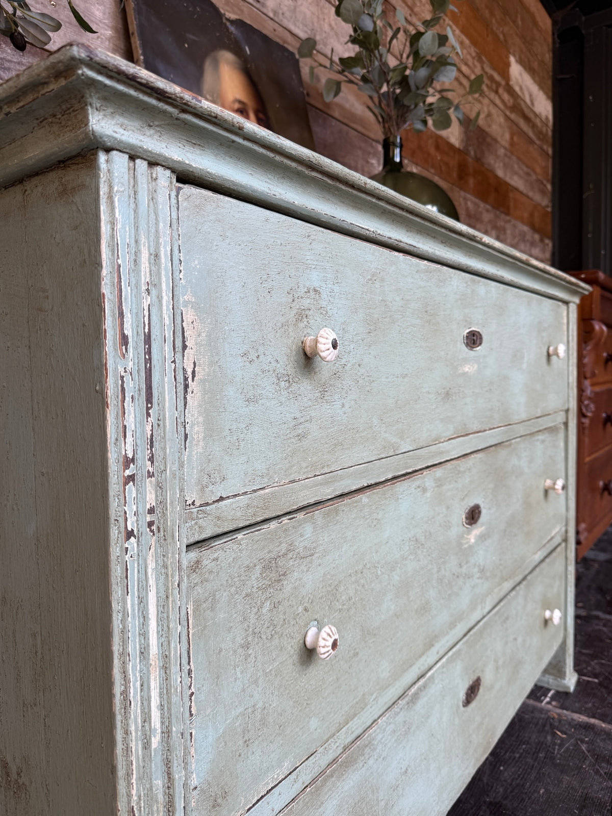 Painted chest of drawers