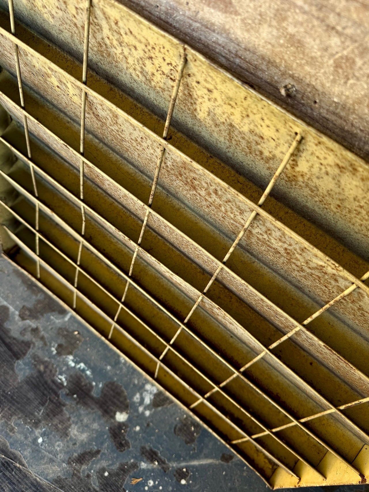 Vintage metal 'For Grand Results' display rack