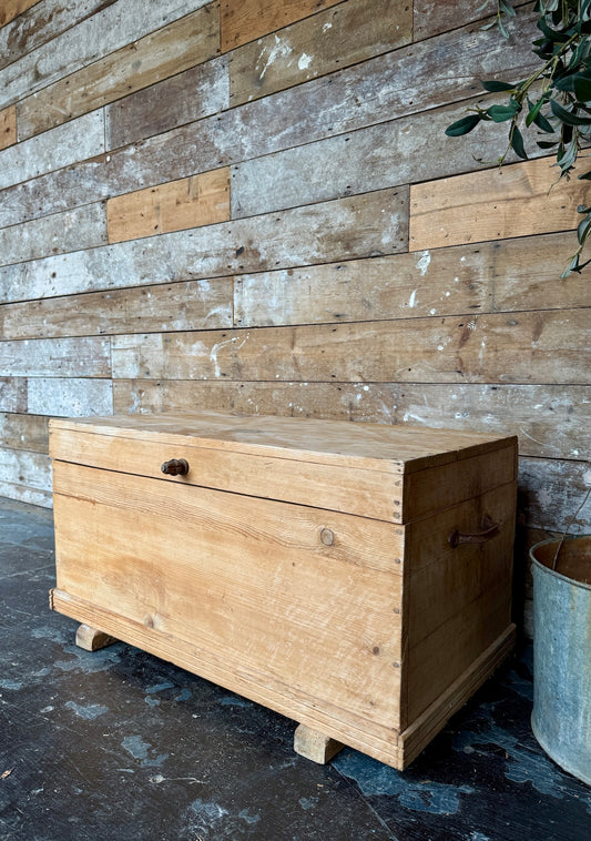 Old pine blanket box / trunk