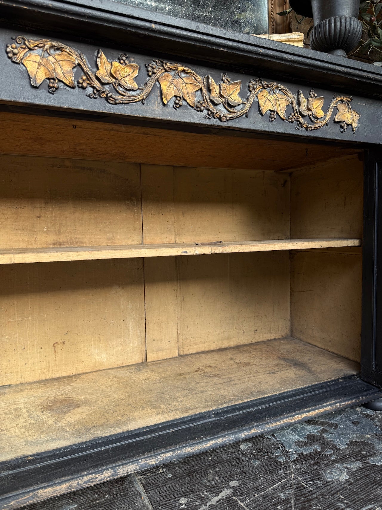 Stunning, rustic Old English sideboard