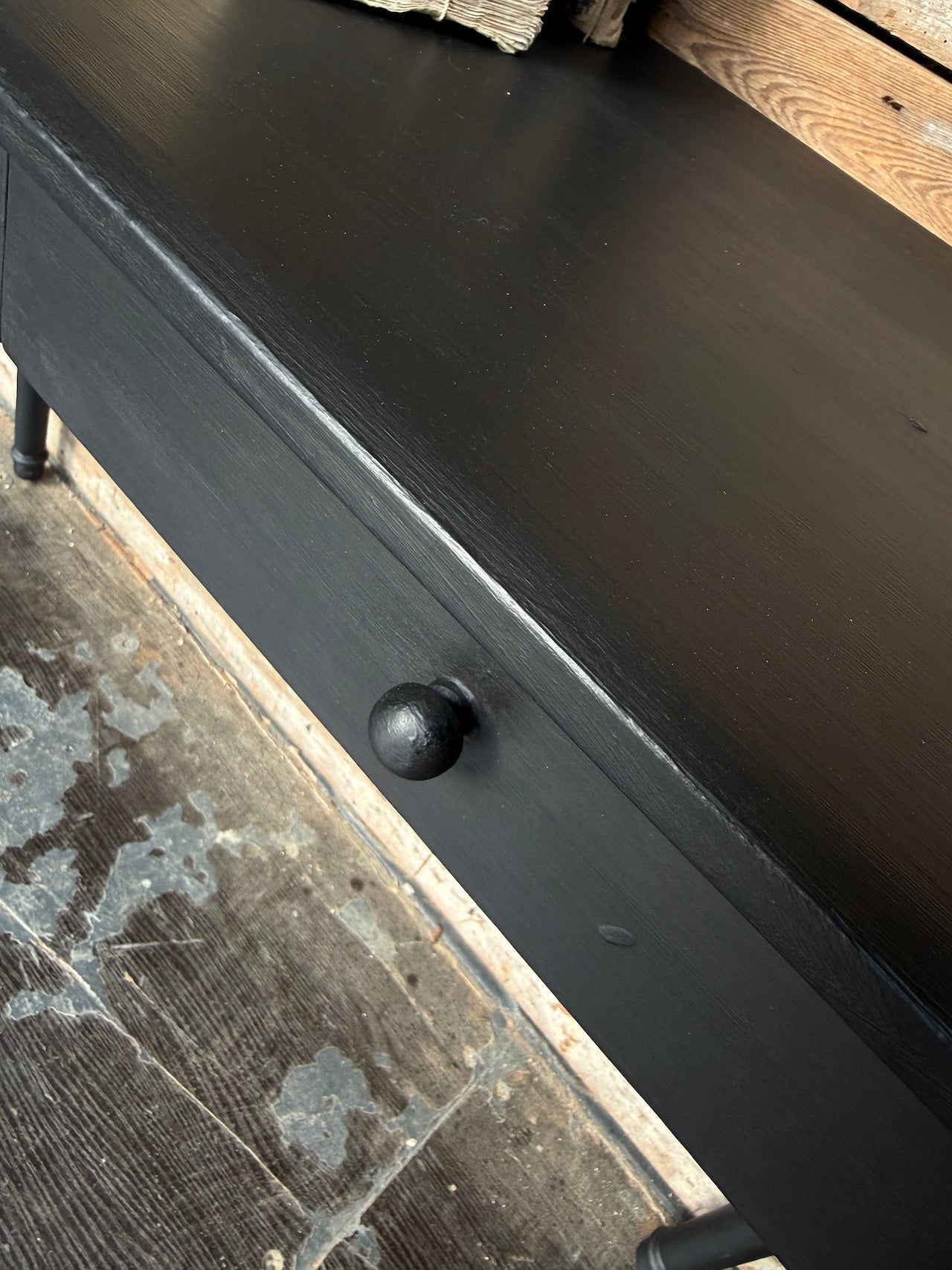 Pretty little vintage console table / desk