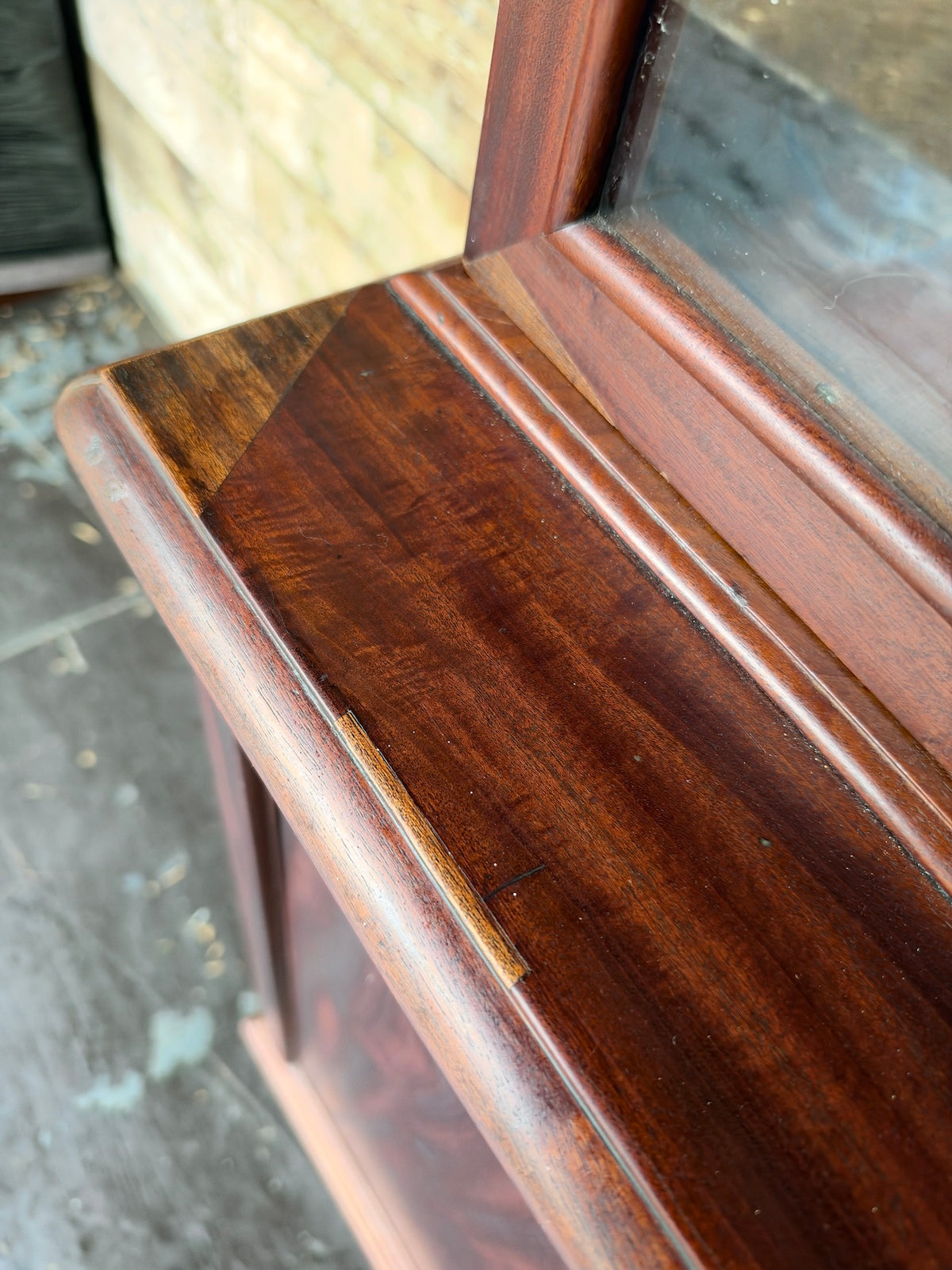 Glazed dresser