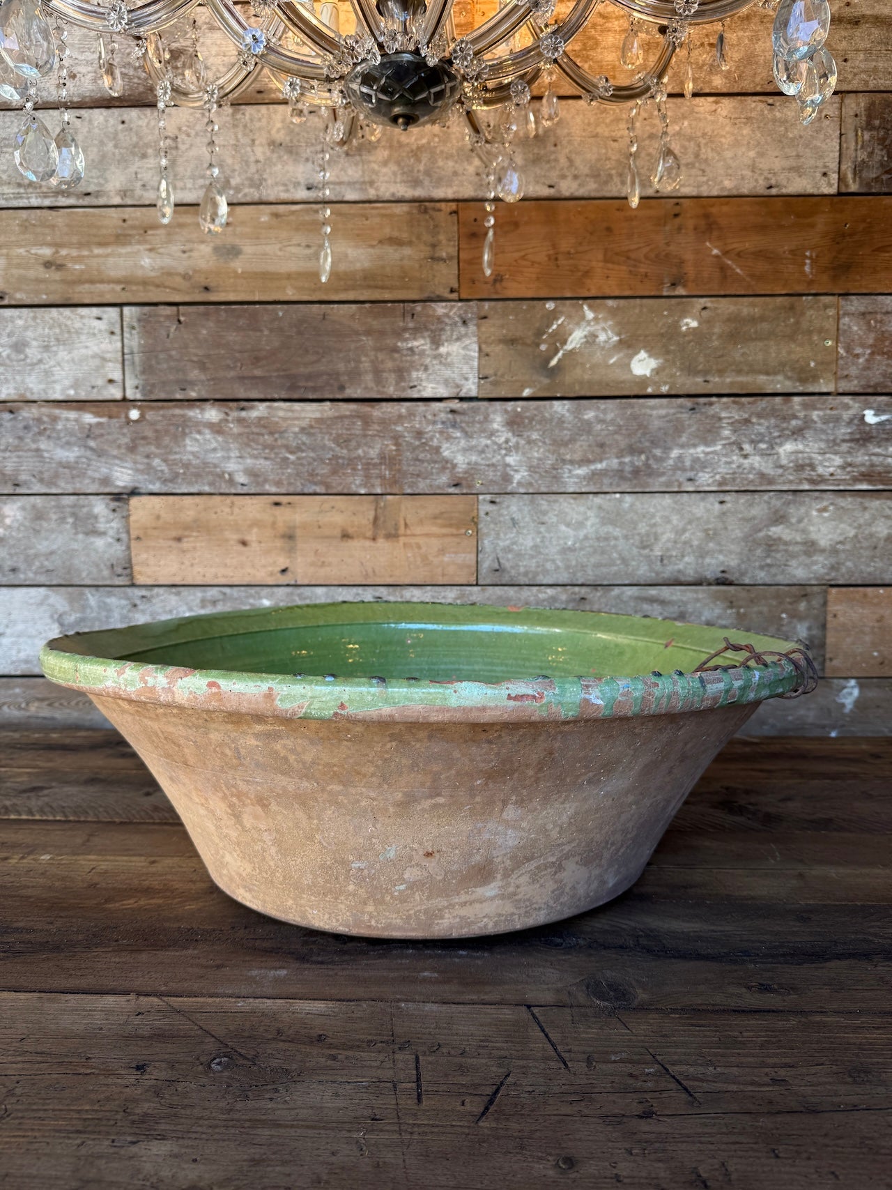 Large Spanish 1930's Lebrillo bowl
