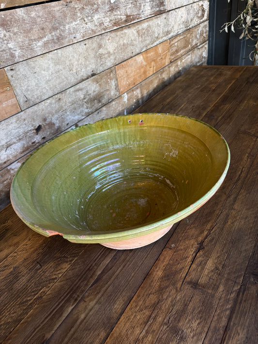 Medium Spanish 1930's Lebrillo bowl