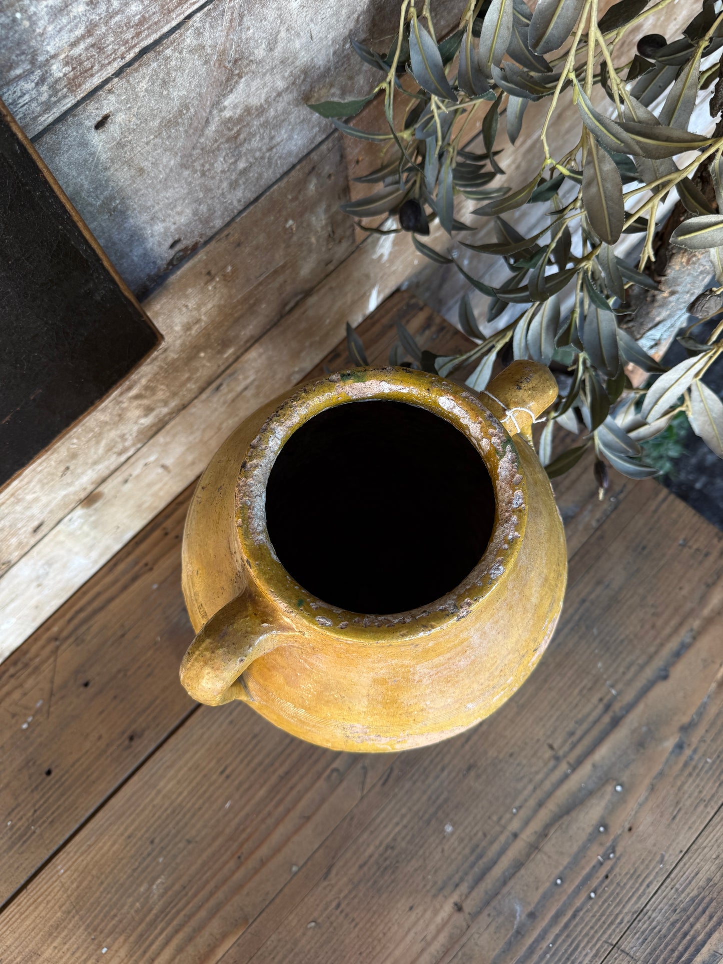 Yellow glazed confit jar / vase