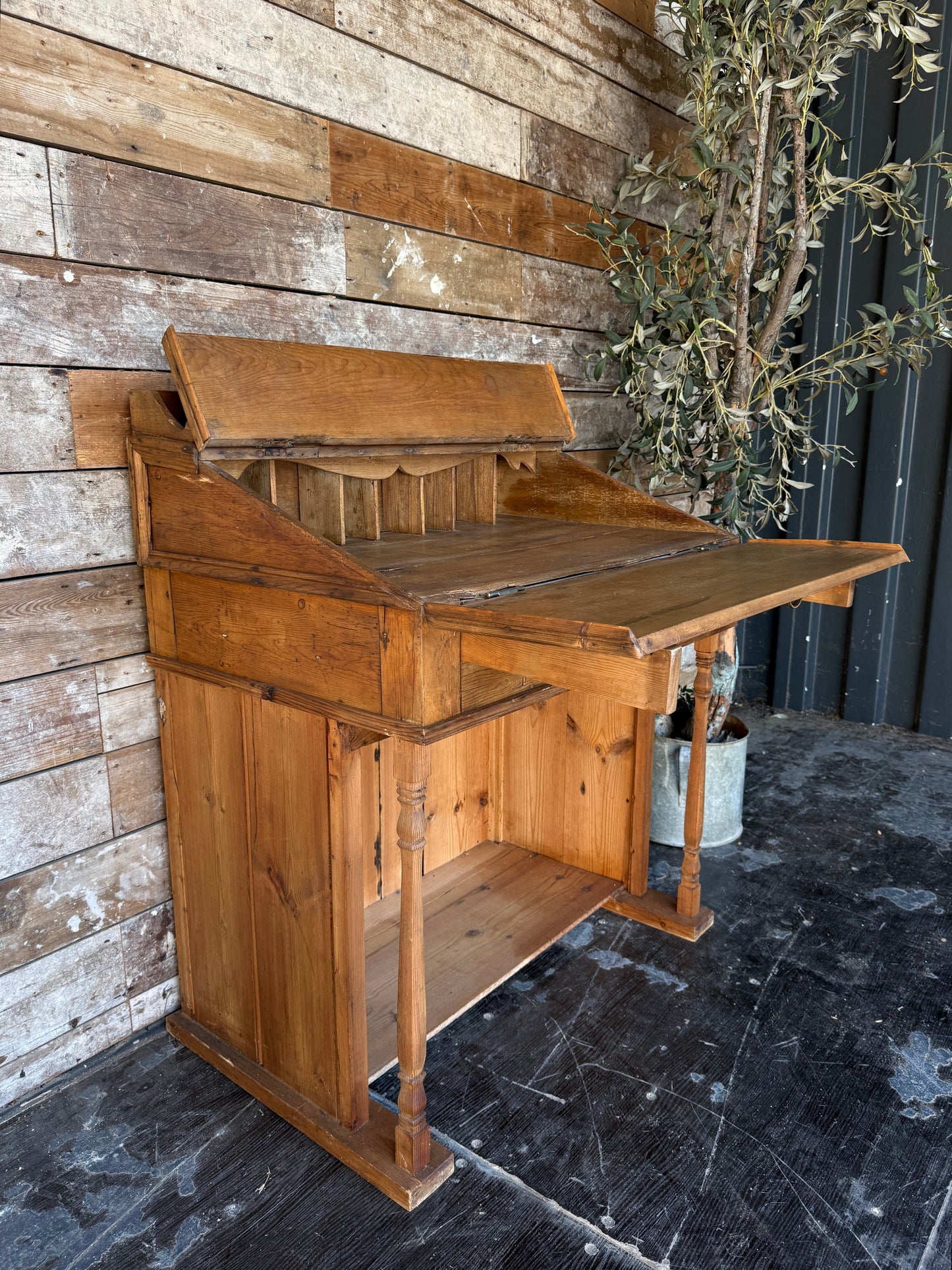Victorian pine clerk's desk