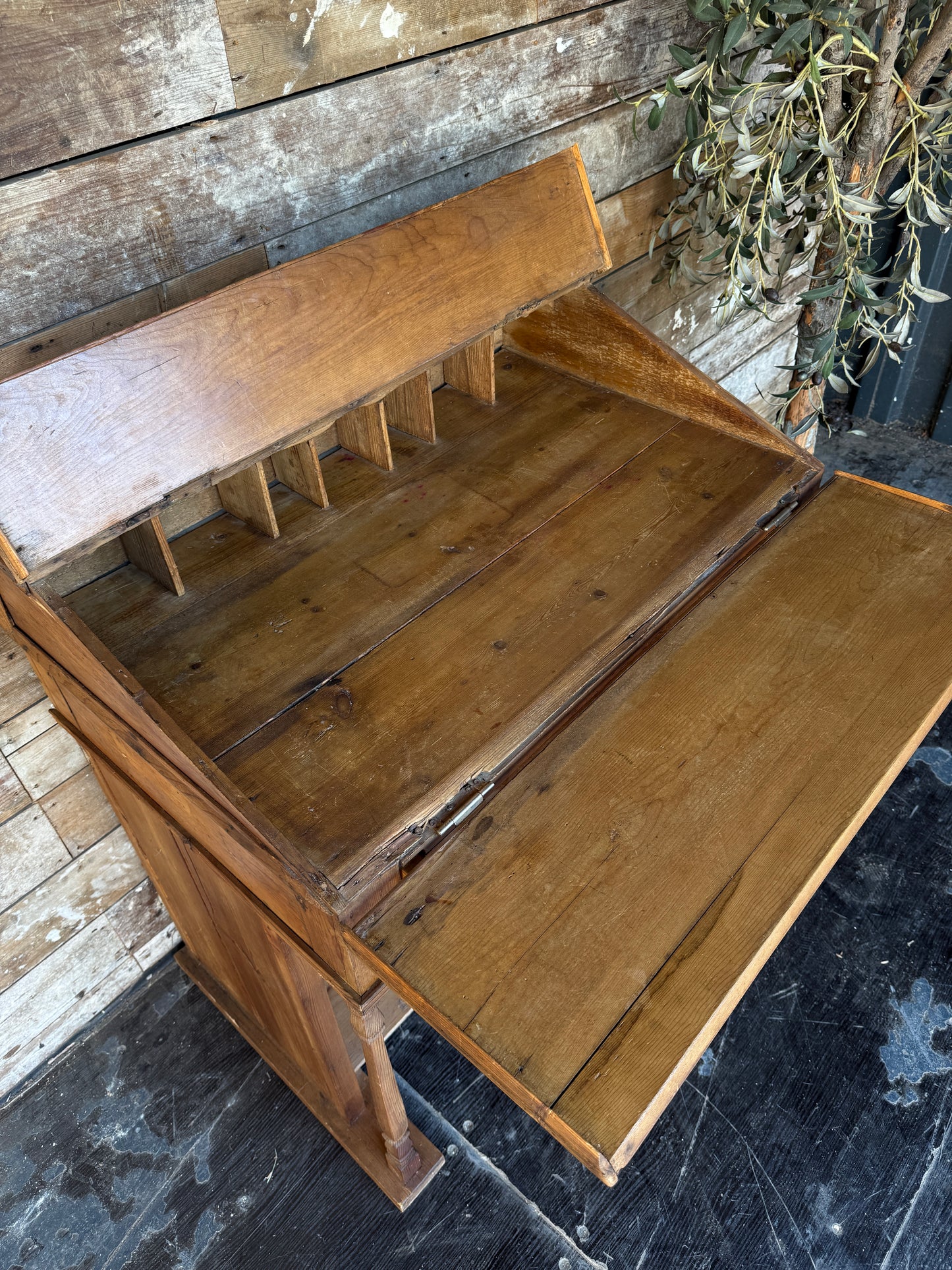 Victorian pine clerk's desk