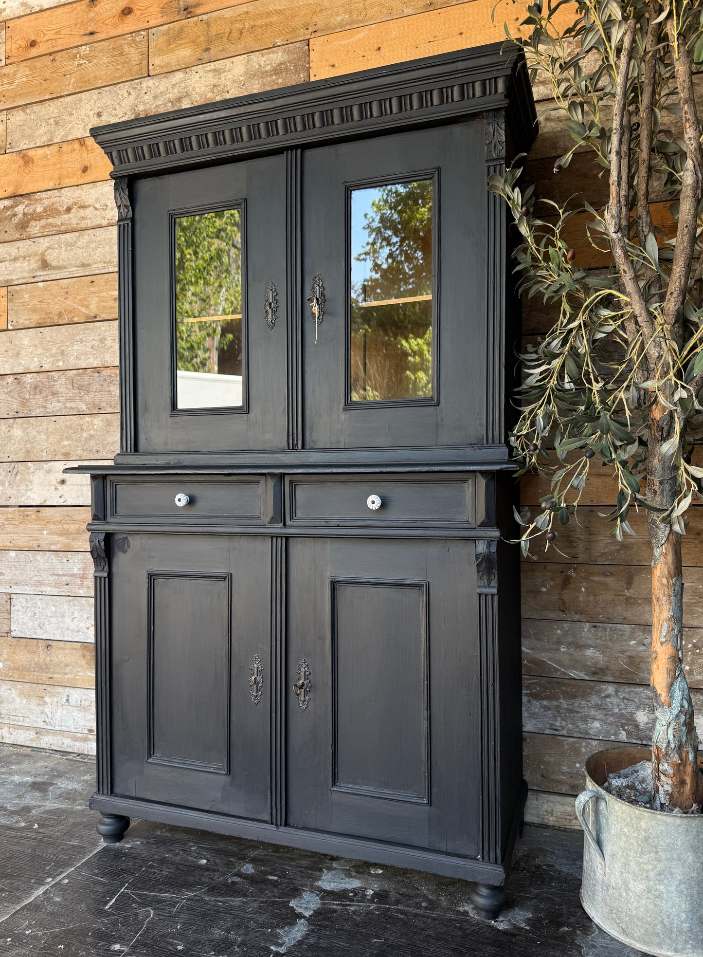 Glazed painted Victorian dresser