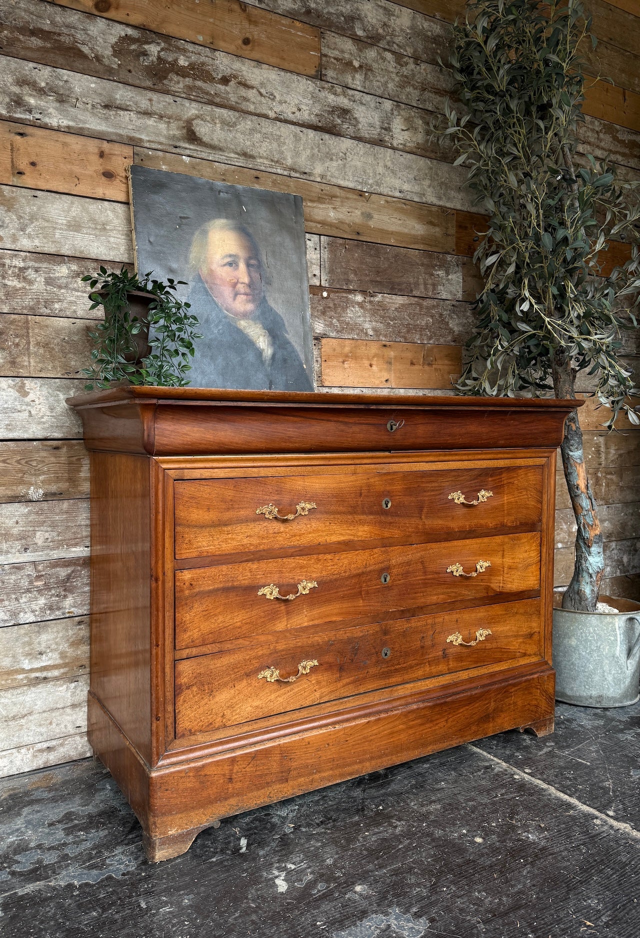 Stunning Louis Philippe chest of drawers