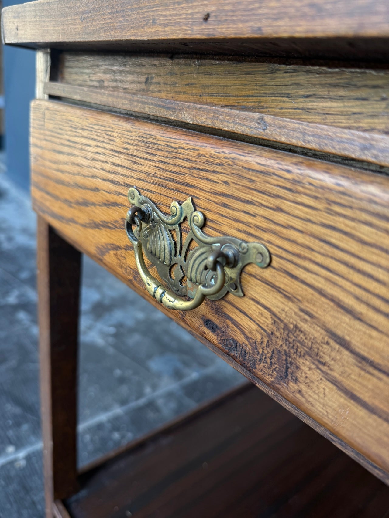 Oak drinks trolley / side table