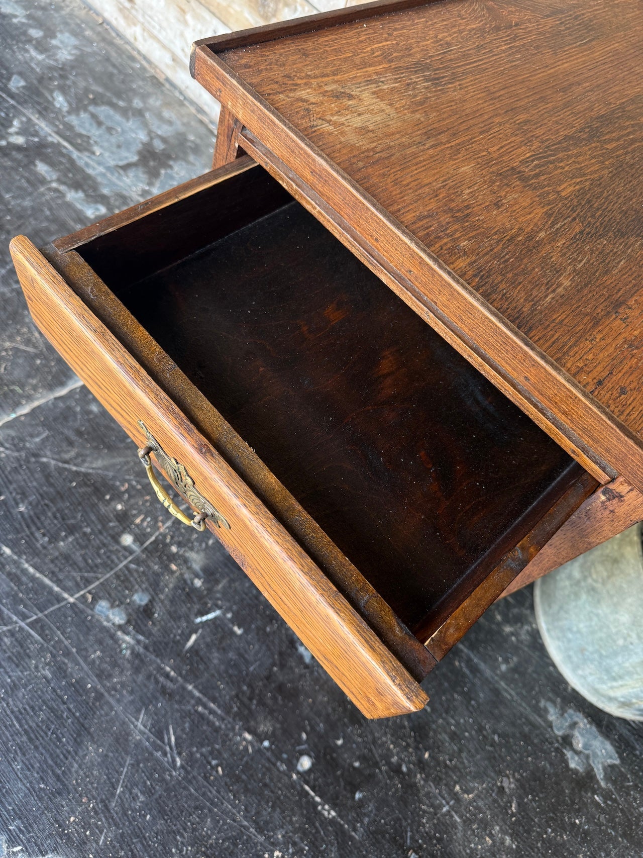 Oak drinks trolley / side table
