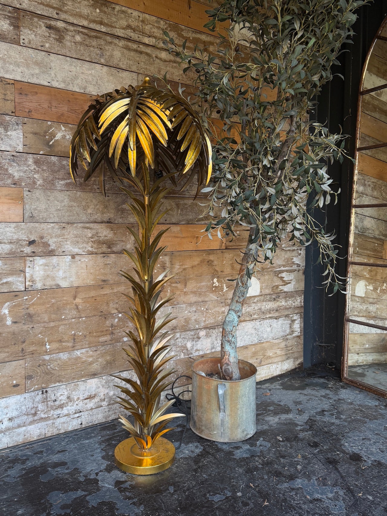 Stunning Hollywood Regency Gilt Palm Tree floor lamp