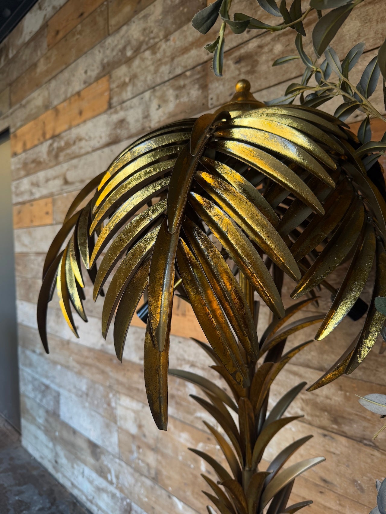 Stunning Hollywood Regency Gilt Palm Tree floor lamp