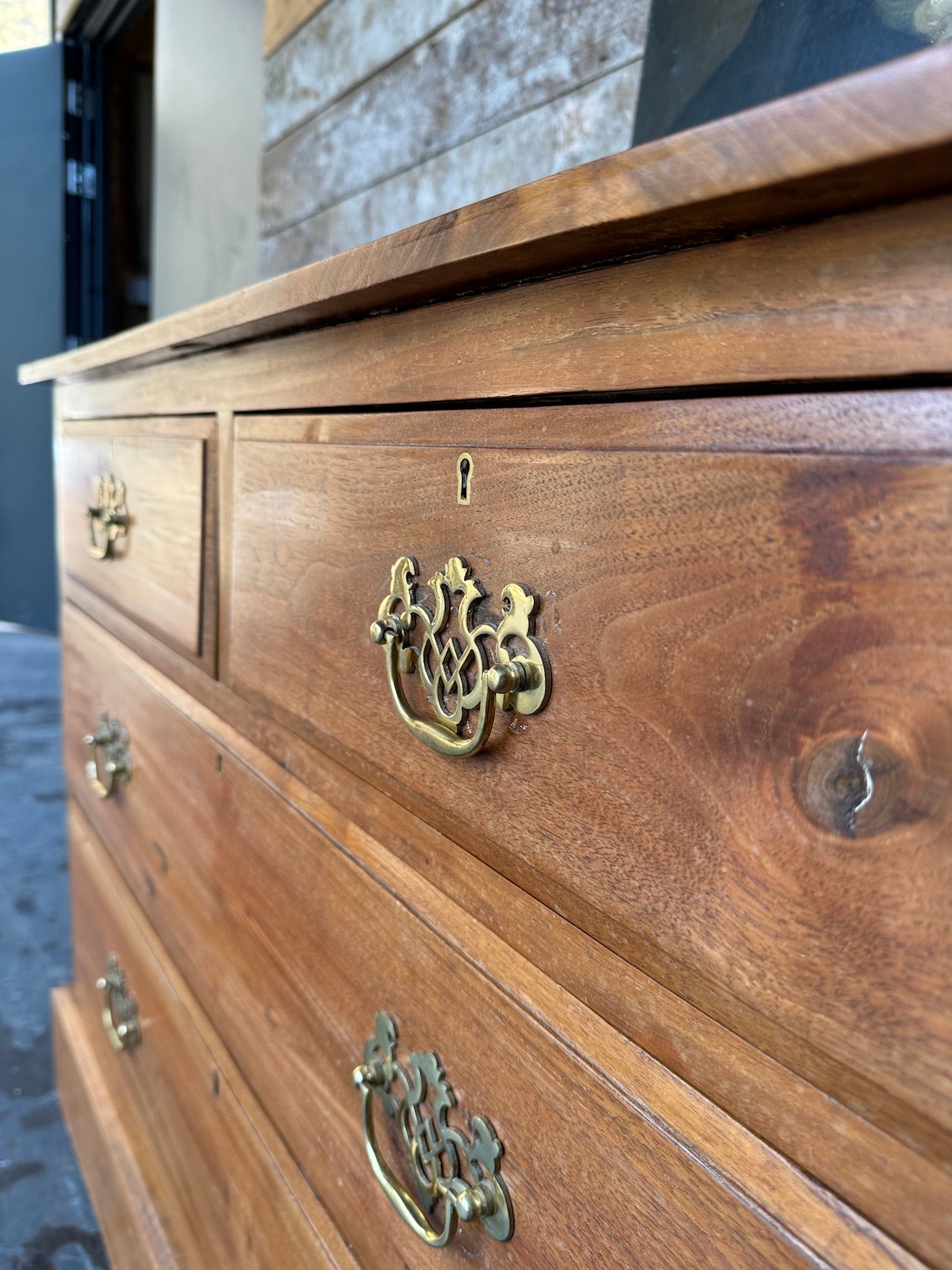 Edwardian walnut chest of drawers